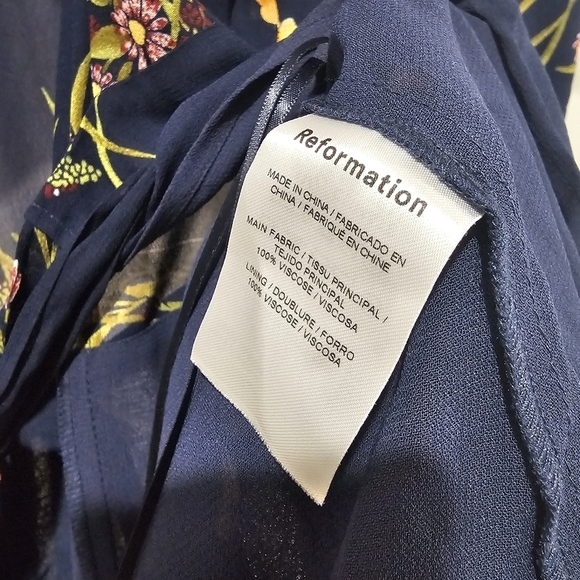 Reformation Winslow Dress - Picture 6 of 7